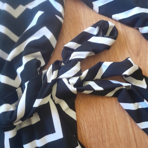 NWOT ANN TAYLOR Black & White Dress Small Petite - Picture 4 of 5